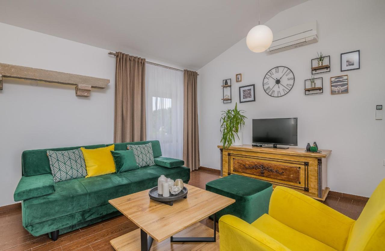 Apartment Marina Малинська Екстер'єр фото